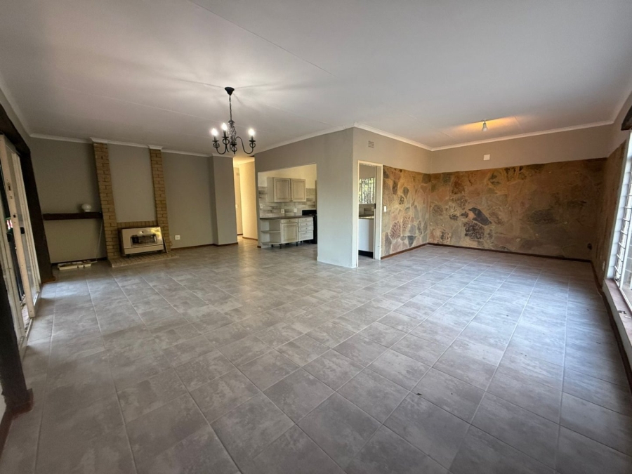 3 Bedroom Property for Sale in De Rust North West